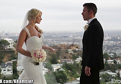 زن شاداب دانلودفیلم sexخارجی با سینه چشمگیر، تعمیر یک ماشین. او توسط فراوانی از اقلام جامد بلند ساخته شده، تصمیم می گیرد با یک آچار و بیدمشکش بازی کند