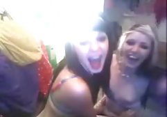 یک ویدیو بسیار جالب، یک زن پرش می کند و تلاش می کند که دیک دانلود سکس های خارجی را در انواع مختلف سوار کند، مرد به معنای واقعی کلمه او را در دیک تبدیل می کند، او در مهبل (واژن) او نشسته