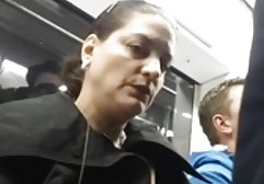 این پسر تصمیم به ساخت یک ویدیو خانه و استخدام یک لباس فاحشه هوشمند کرد، او در دوربین فیلم سکسی خار فیلمبرداری کرد که چگونه او را در او