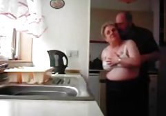 آنا مانچینی و ماریانا کوردوبا روی صندلی تکان داستانهای س ک ۳۰ می خورند