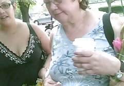 زن خانه شبکه های سکسی ماهواره دار خودارضایی با استفاده از کیرمصنوعی