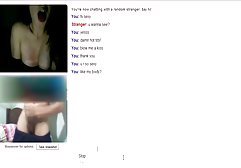 در مقابل ماجراهاي سكسي یک کتابدار ناز