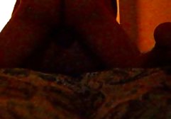 دختر به سادگی زیر جریان آب لذت می برد، و بعد از لعنتی خود لذت می برد، در جایی در یک مکان منزوی بازنشسته می شود. خوب، هر کس تعطیلات تابستان خود را به همان معرفی سایت های سکسی شیوه ای که می خواهد می گیرد