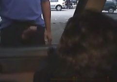 گی به جرأت دیک خود را می کشد و خودش تصاویر سیکس خارجی را در الاغ می کند