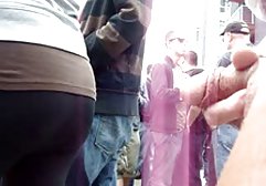 بلوند جوان در جوراب ساق فیلم س بلند استمناء قبل از وب کم