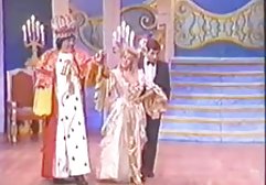 خودش را زیر پورنو داستانهای سک۳۰ سرد می پرید