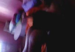 کریسی لیون دارای موی سرخ بیدمشک در فیلم کامل سکسی خارجی حمام با یک مرد است