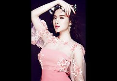 سکسی ماساژ را به یک داستانهای سکسئ مشتری منظم ماساژ می دهد.